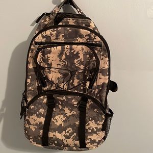 ⬇️Price Drop⬇️ McCarthy Backpack NWOT.